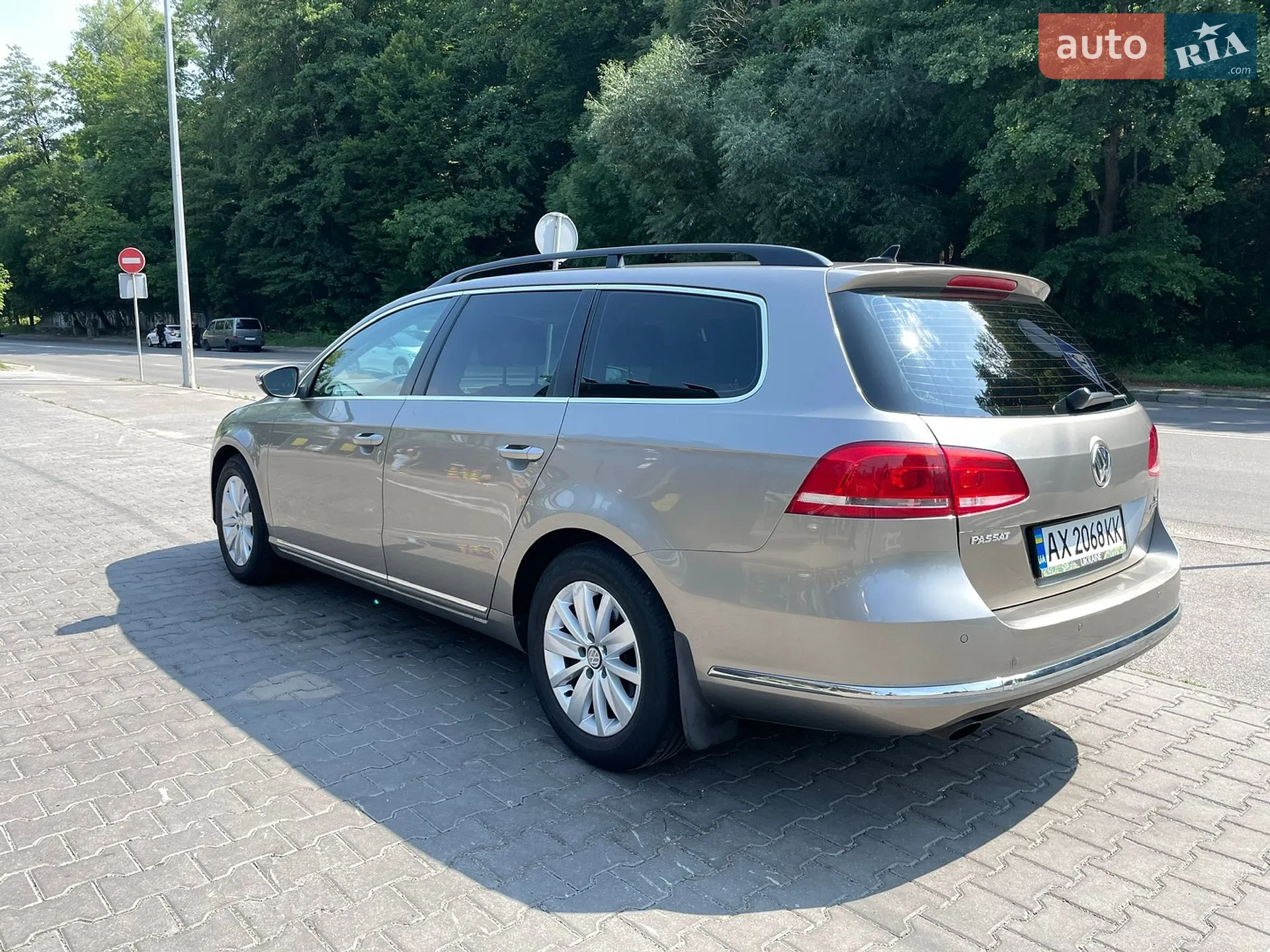 2012 Volkswagen Passat - мініатюра 3