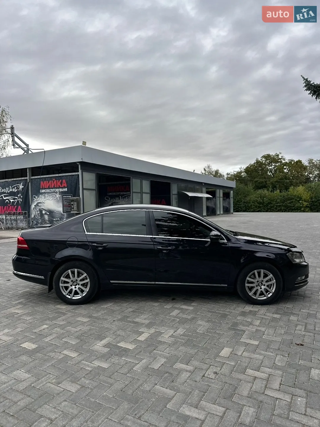 2011 Volkswagen Passat - мініатюра 3