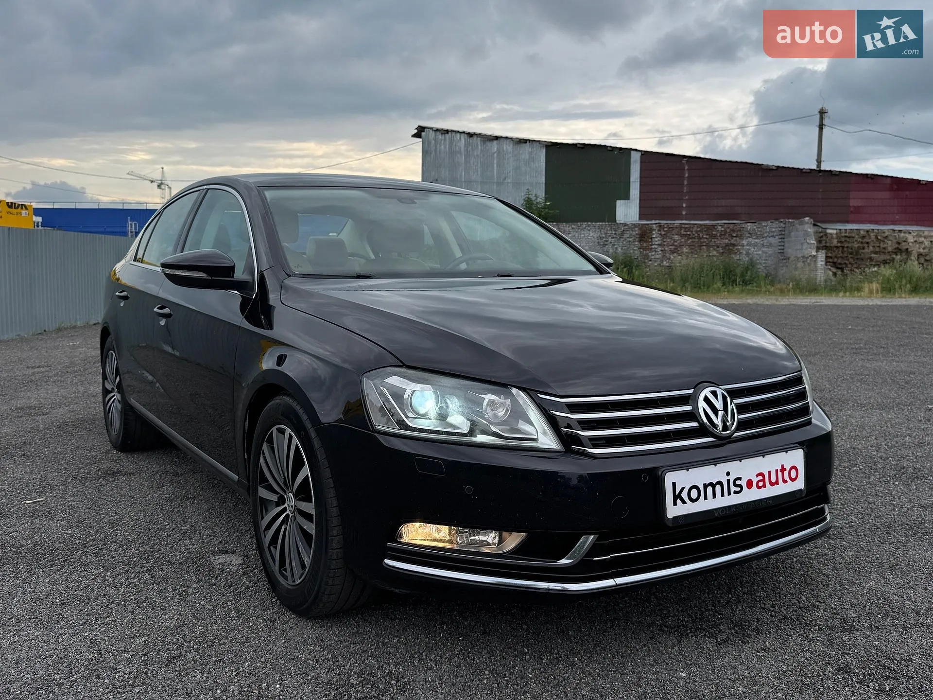 2011 Volkswagen Passat - мініатюра 15