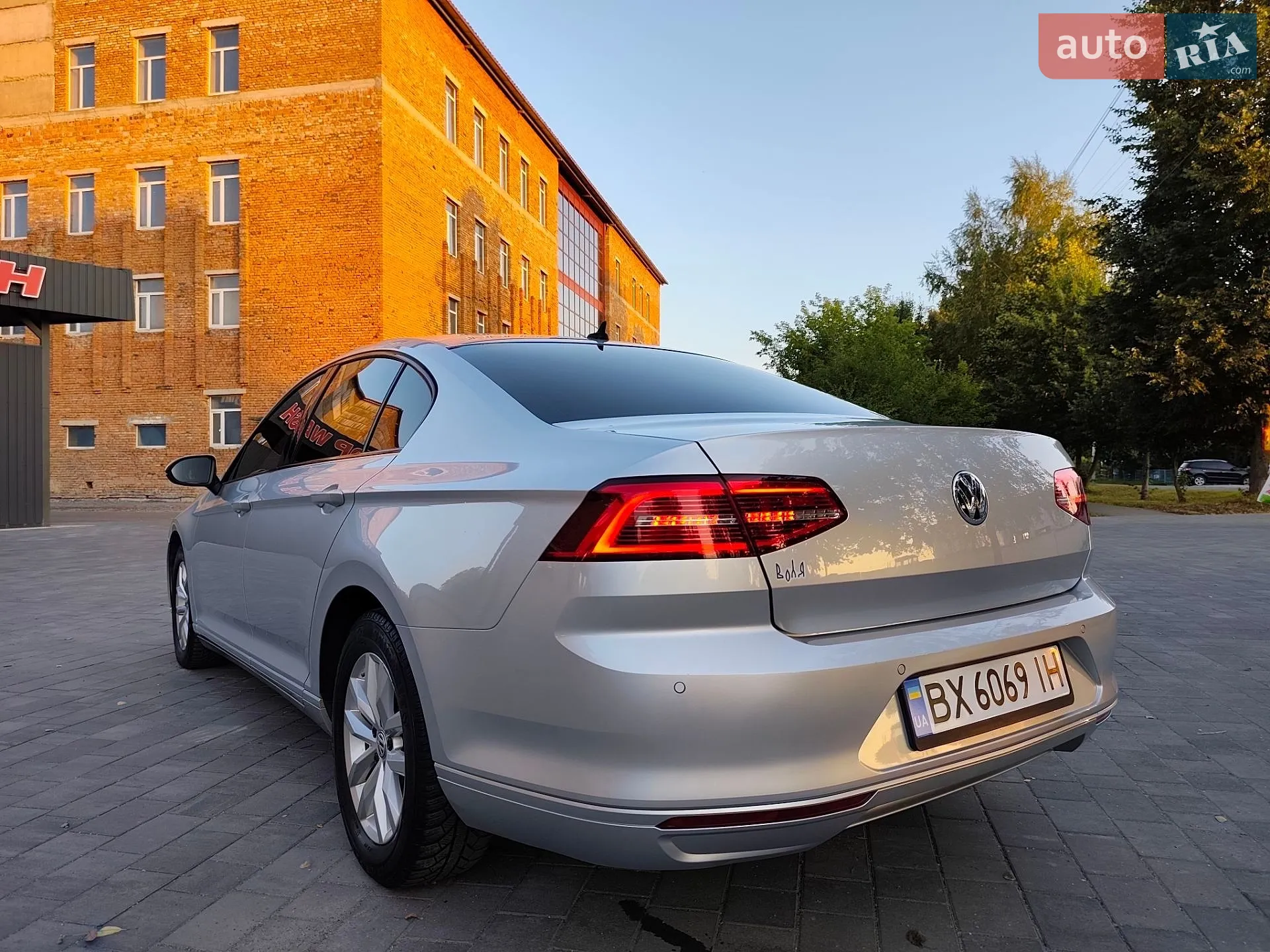 2016 Volkswagen Passat - мініатюра 4