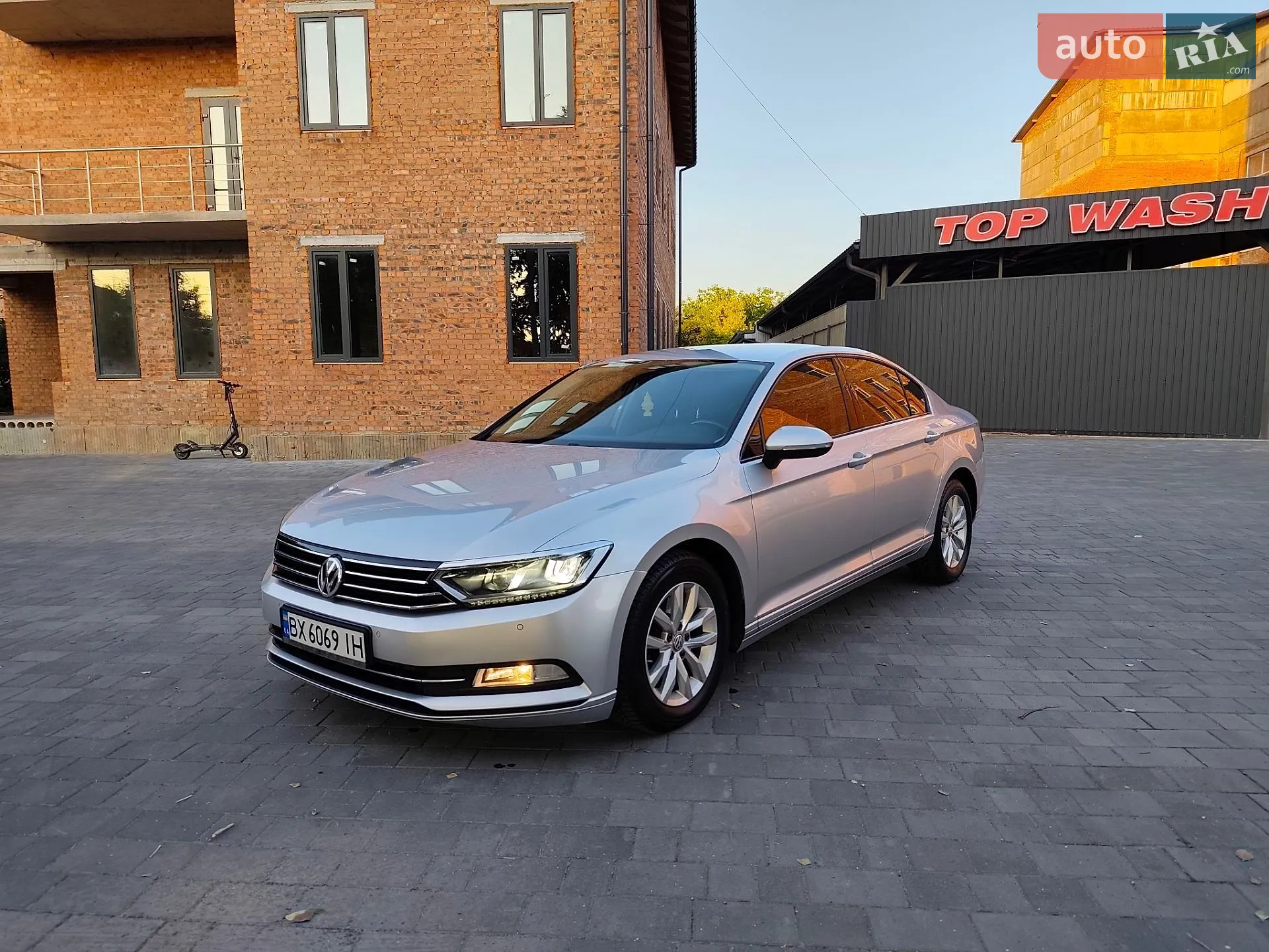 2016 Volkswagen Passat - мініатюра 8