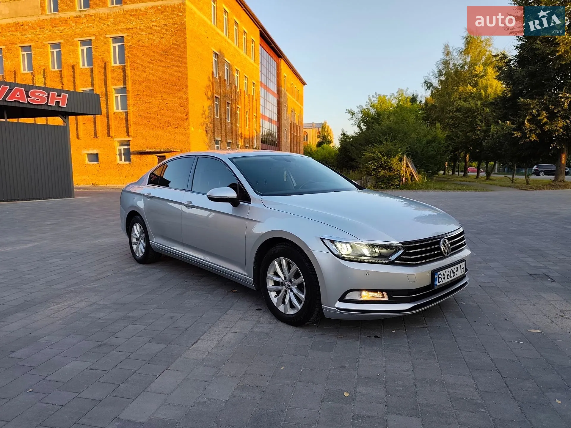 2016 Volkswagen Passat - мініатюра 12