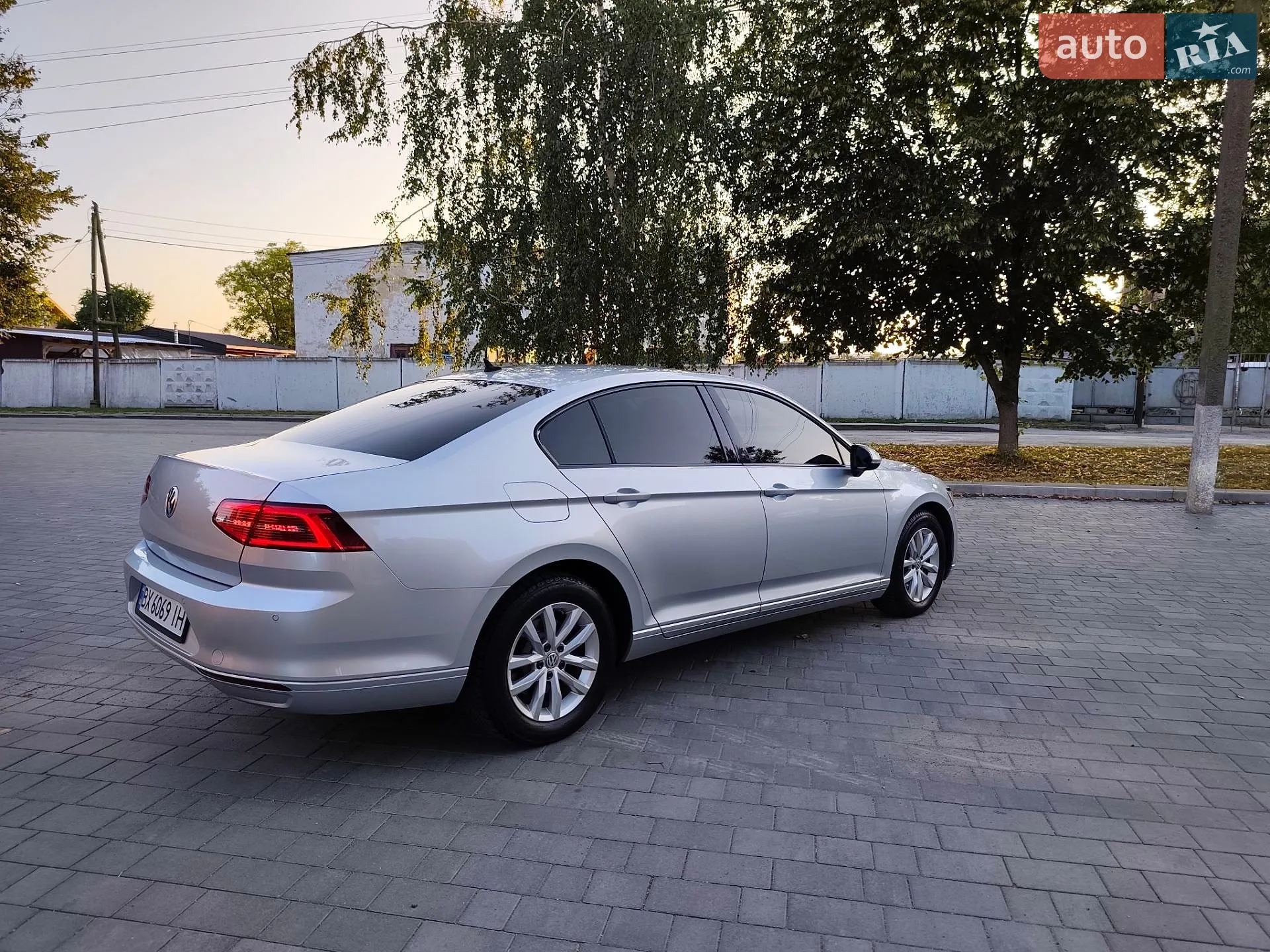 2016 Volkswagen Passat - мініатюра 18