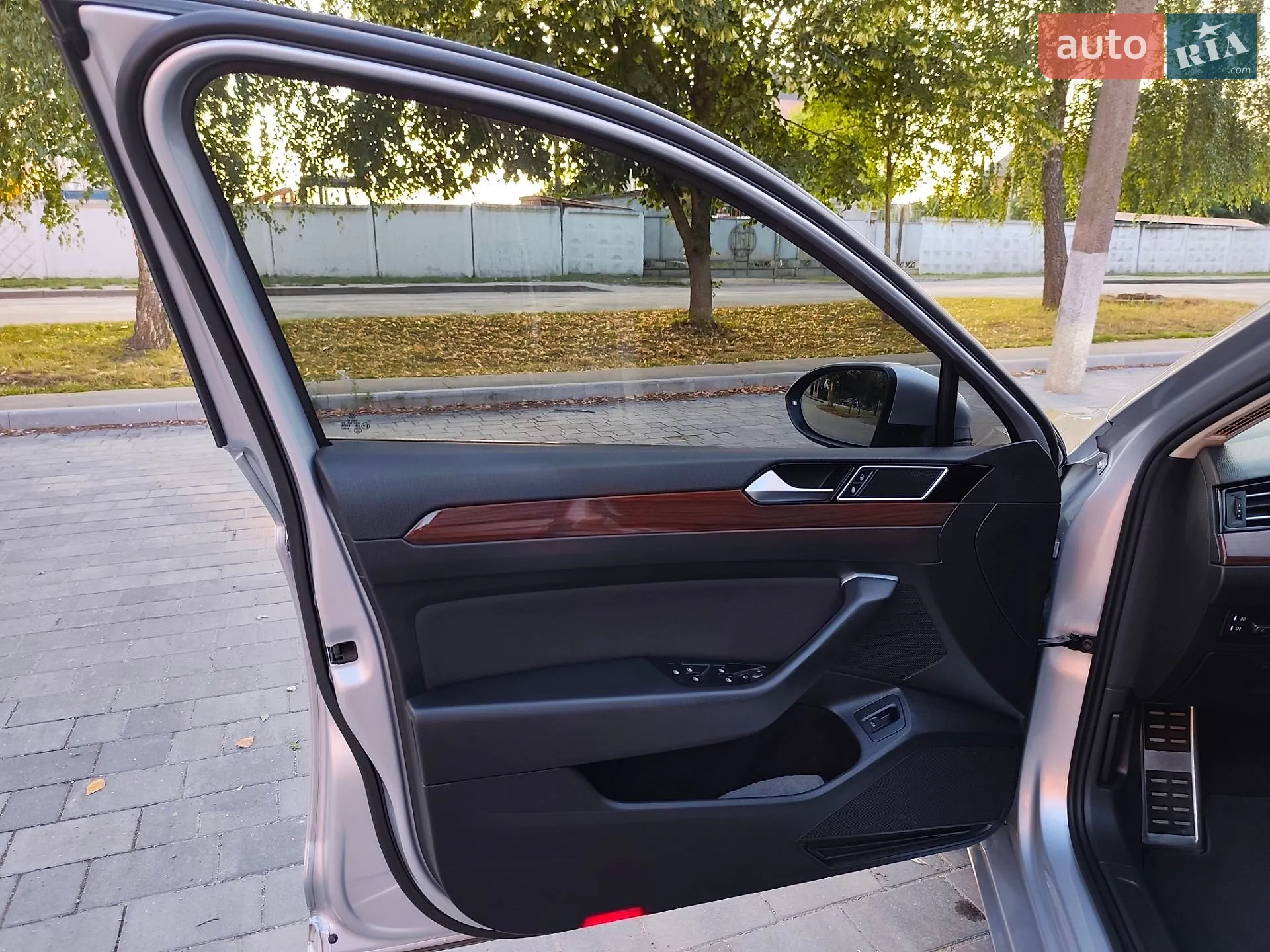 2016 Volkswagen Passat - мініатюра 25