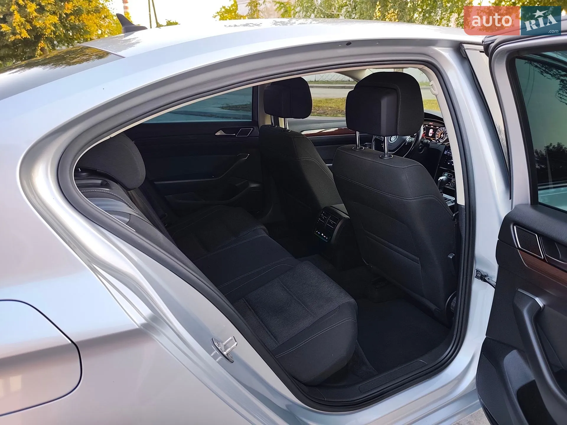 2016 Volkswagen Passat - мініатюра 30