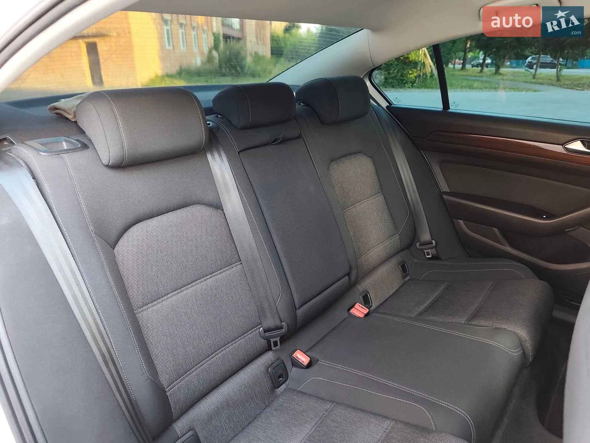 2016 Volkswagen Passat - мініатюра 32