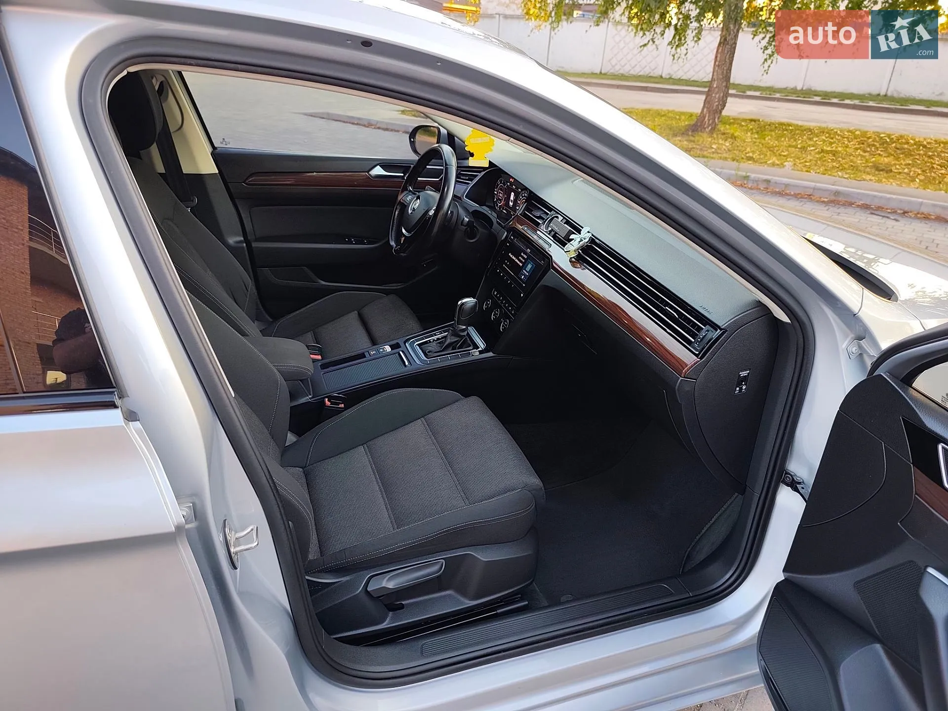 2016 Volkswagen Passat - мініатюра 33