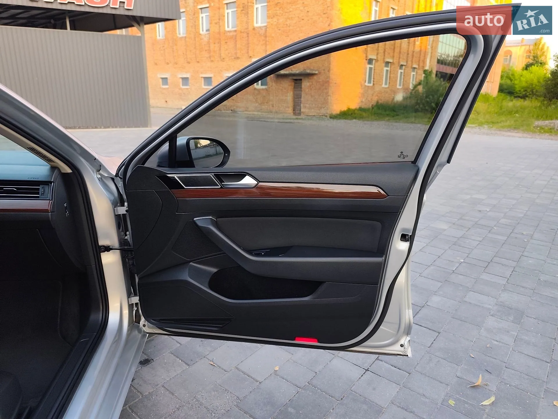 2016 Volkswagen Passat - мініатюра 37