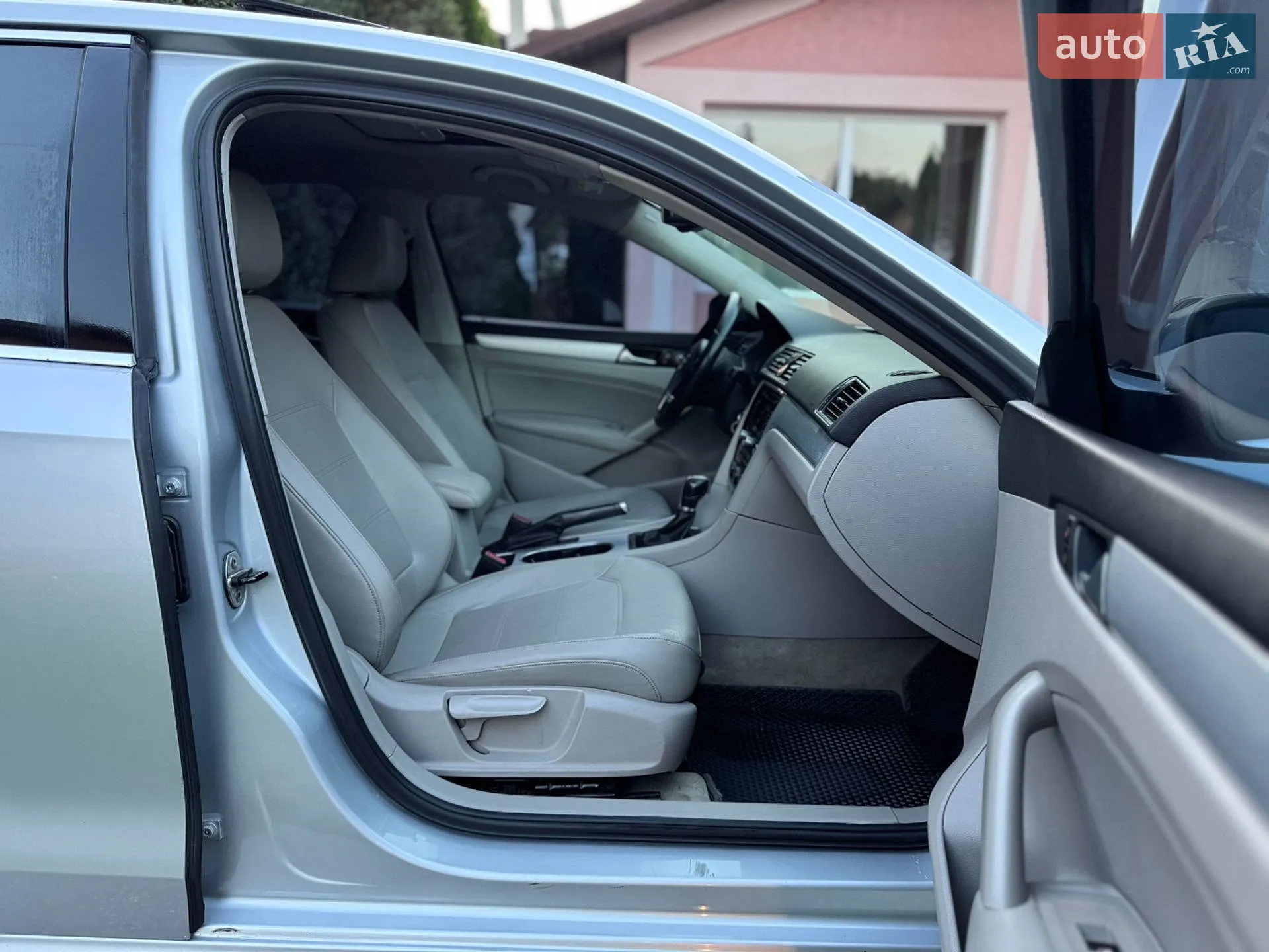 2013 Volkswagen Passat - мініатюра 26