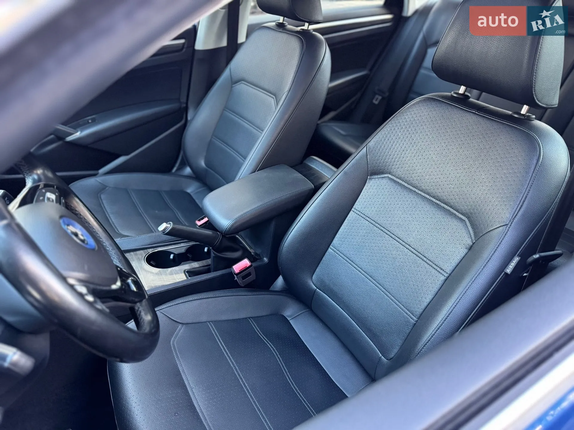 2016 Volkswagen Passat - мініатюра 11
