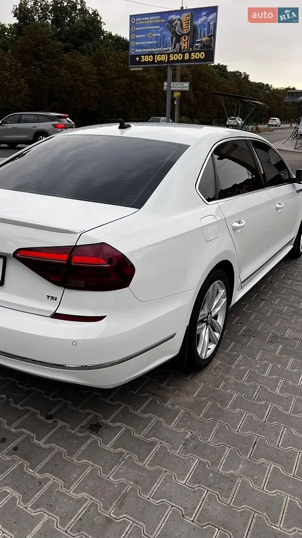 2016 Volkswagen Passat - мініатюра 18