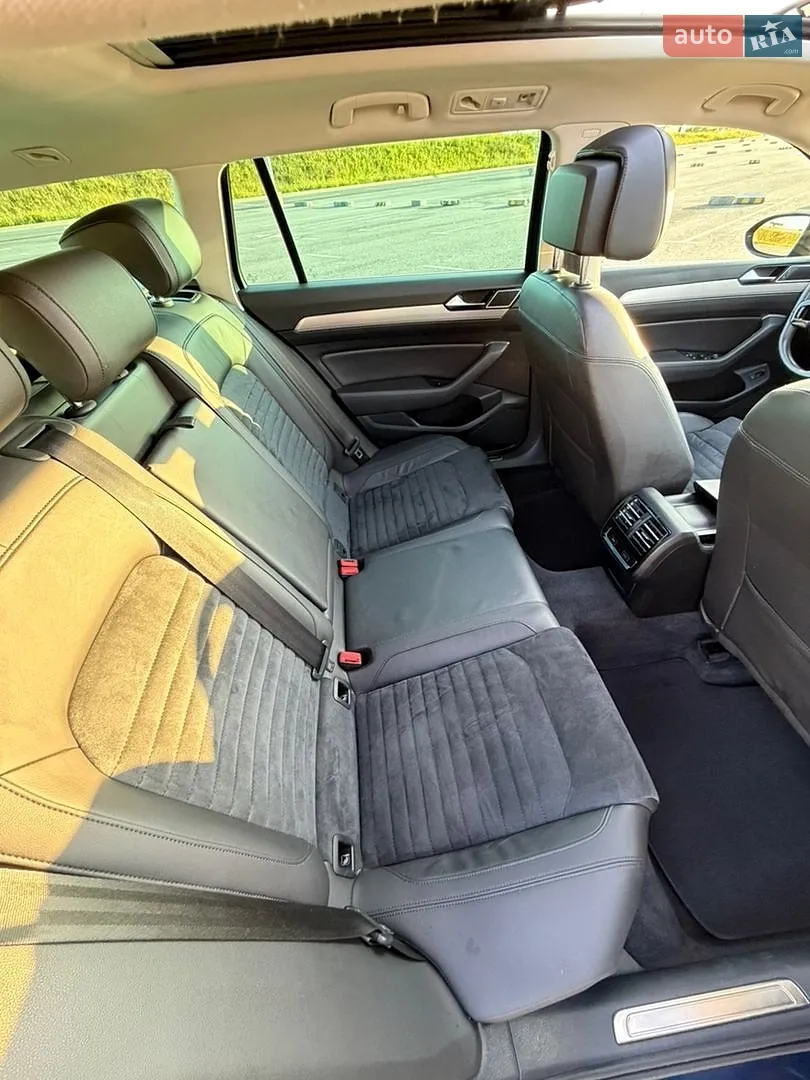 2015 Volkswagen Passat - мініатюра 11