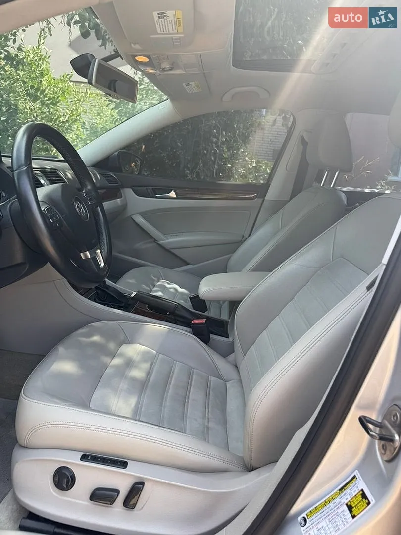 2013 Volkswagen Passat - мініатюра 11