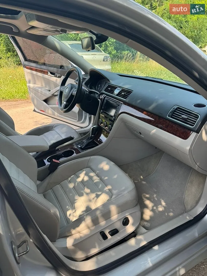 2013 Volkswagen Passat - мініатюра 12