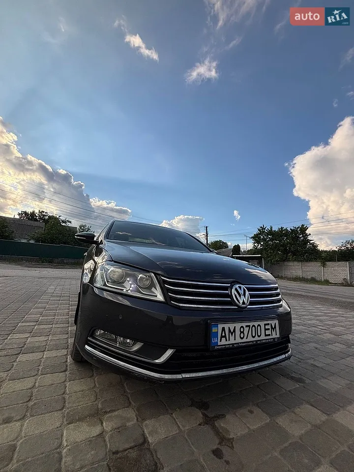2011 Volkswagen Passat - мініатюра 28