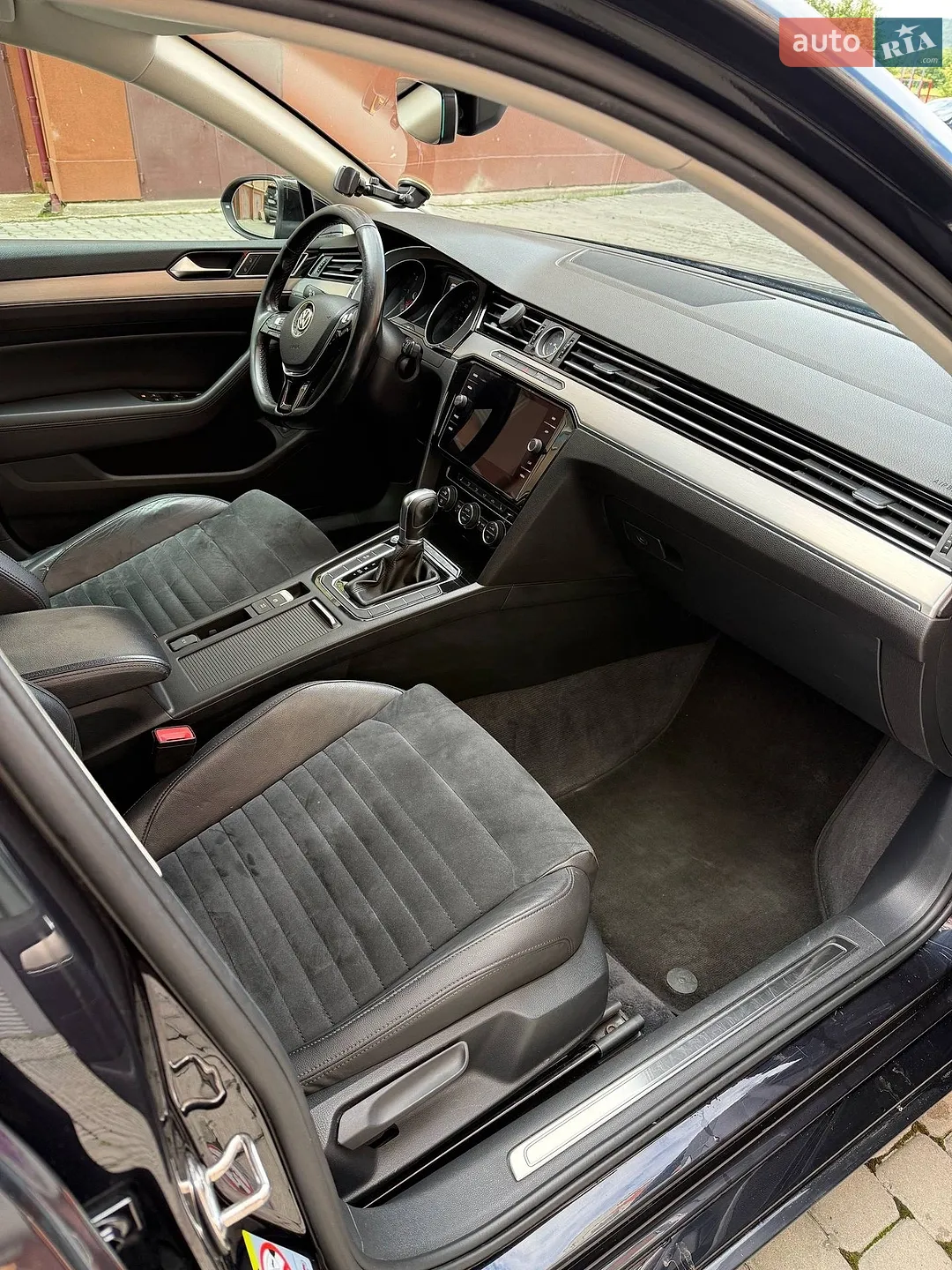 2017 Volkswagen Passat - мініатюра 17