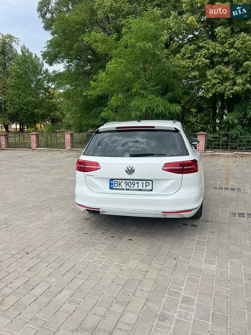 2018 Volkswagen Passat - мініатюра 2