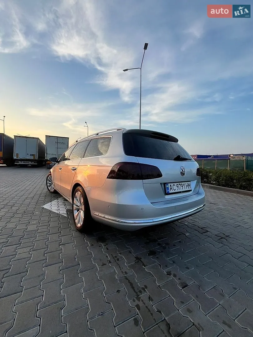 2011 Volkswagen Passat - мініатюра 8
