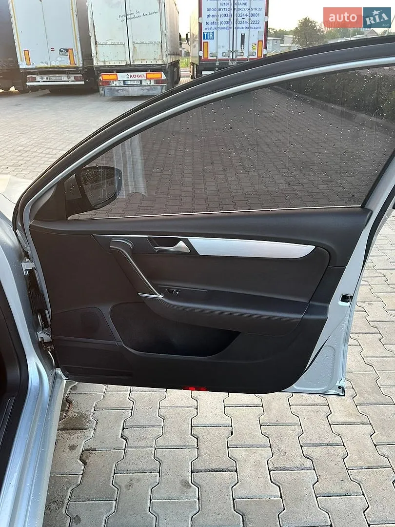 2011 Volkswagen Passat - мініатюра 14