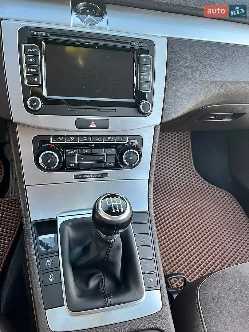 2011 Volkswagen Passat - мініатюра 18