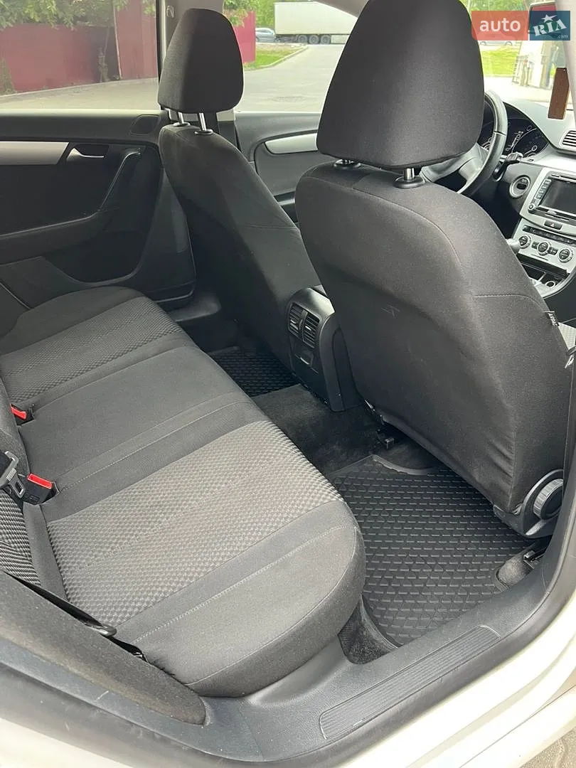 2012 Volkswagen Passat - мініатюра 9