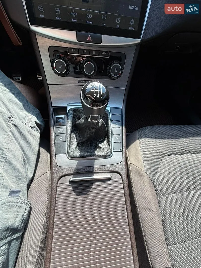 2011 Volkswagen Passat - мініатюра 15