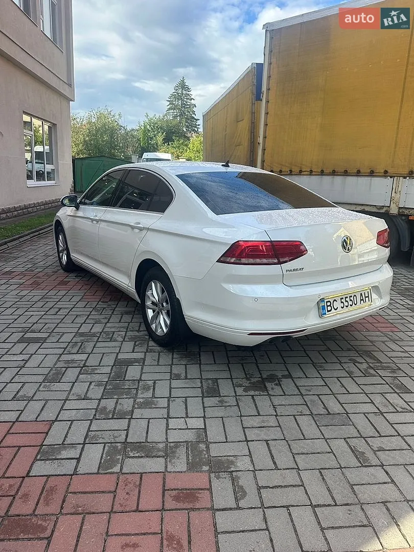 2018 Volkswagen Passat - мініатюра 3