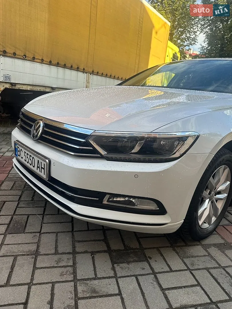 2018 Volkswagen Passat - мініатюра 12