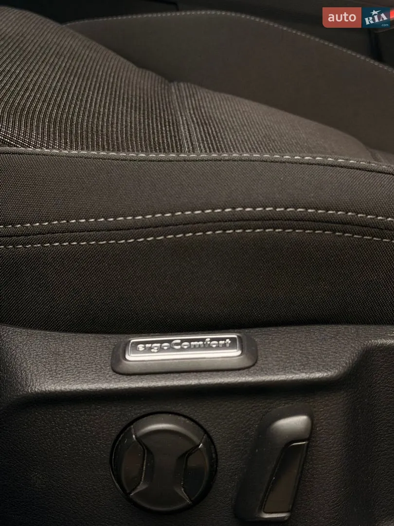 2018 Volkswagen Passat - мініатюра 36