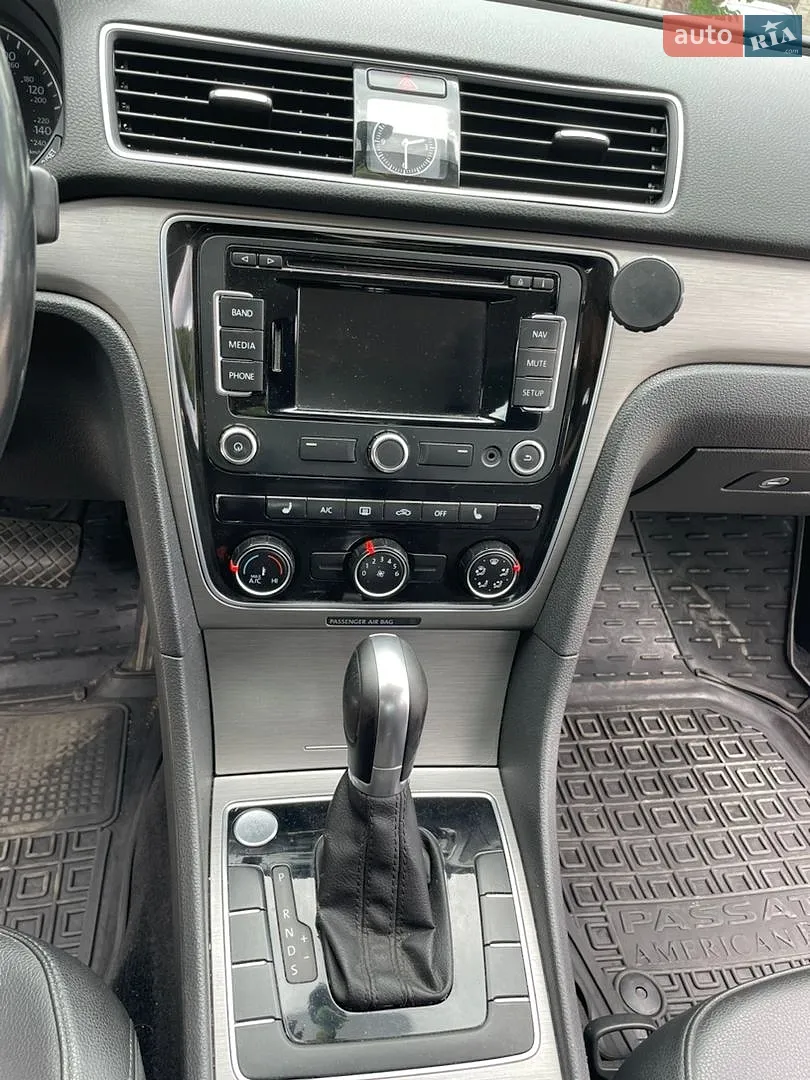 2014 Volkswagen Passat - мініатюра 21