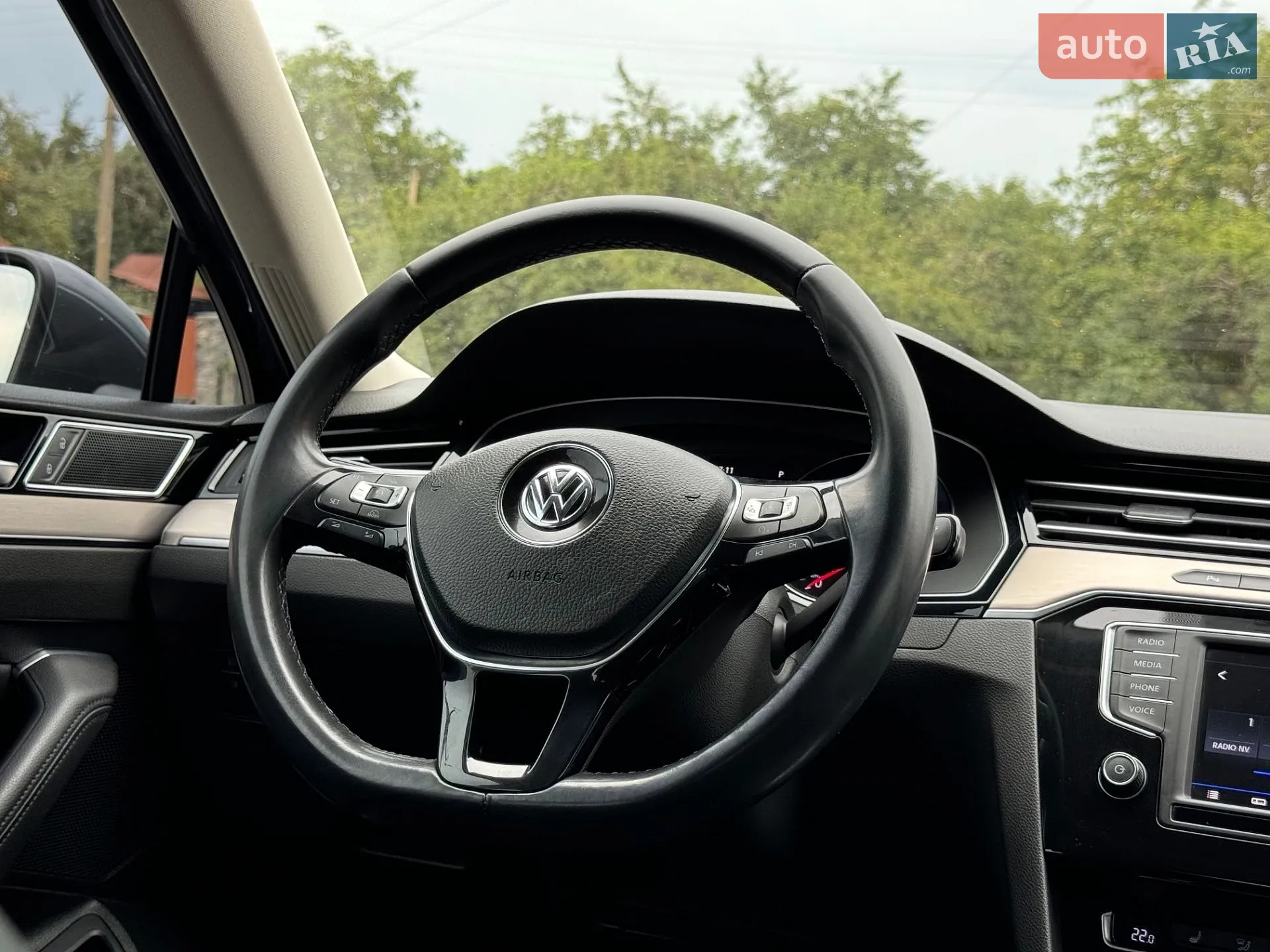 2017 Volkswagen Passat - мініатюра 22
