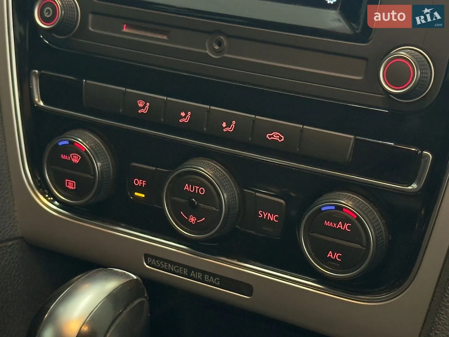 2016 Volkswagen Passat - мініатюра 19