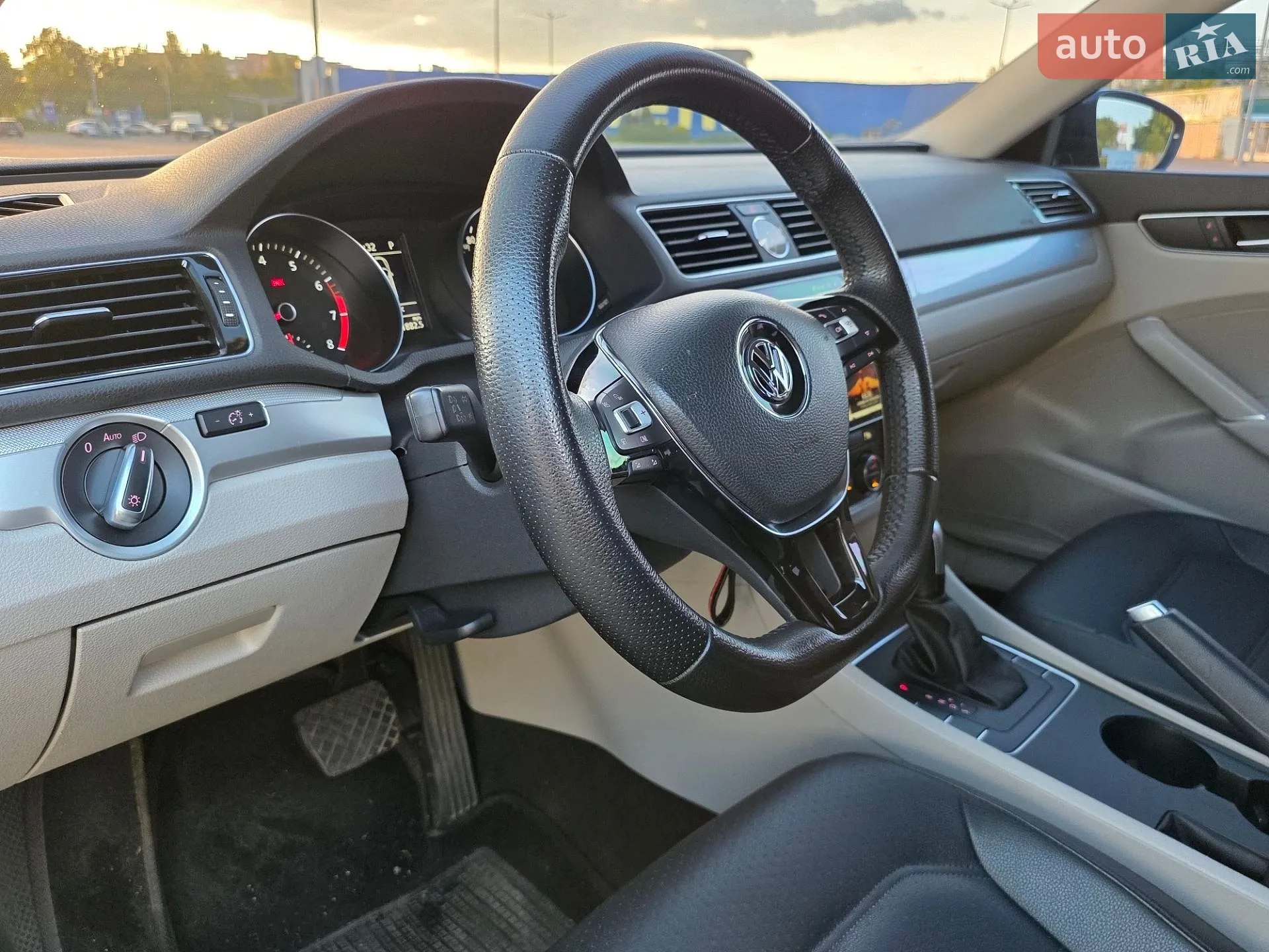 2015 Volkswagen Passat - мініатюра 16