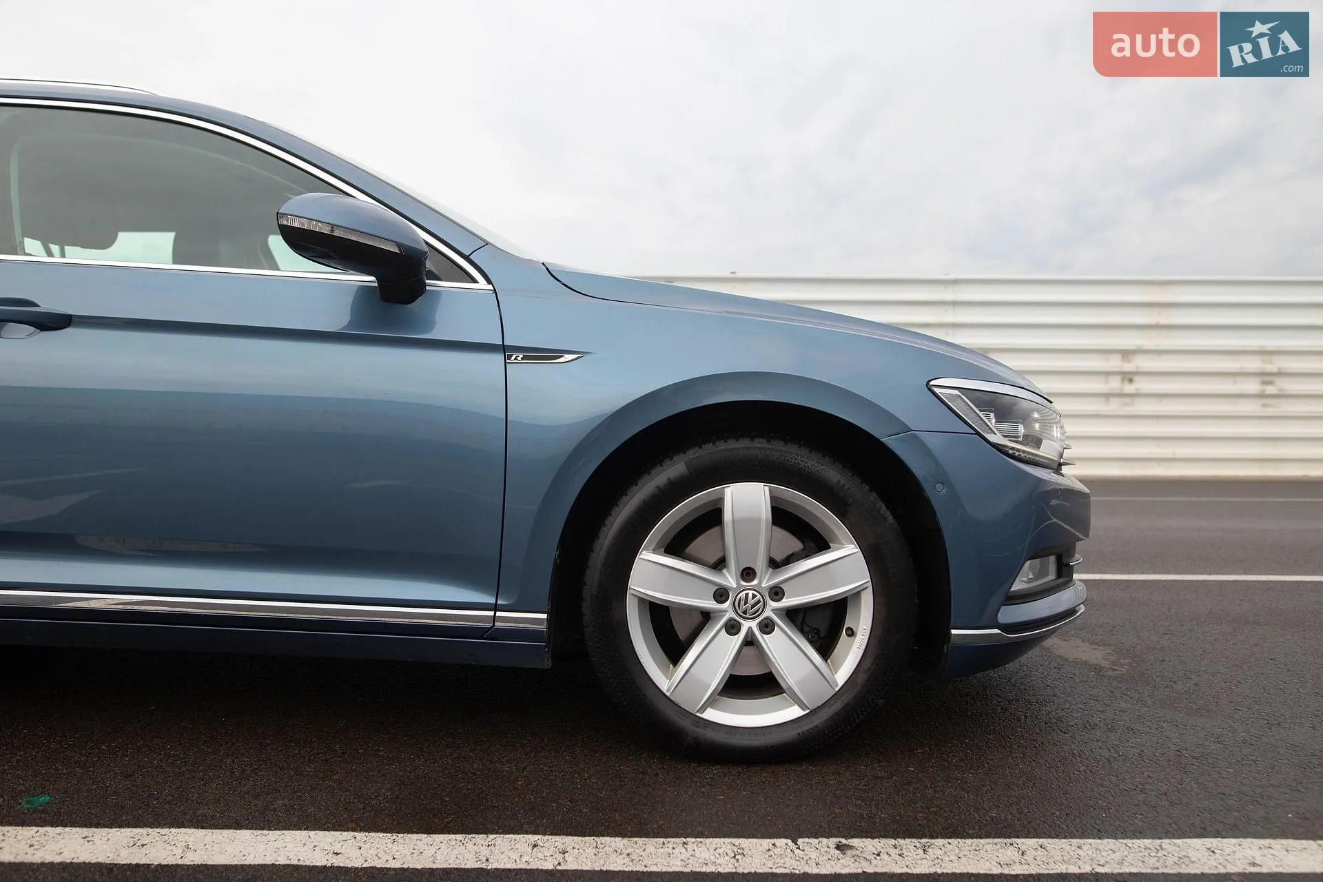 2016 Volkswagen Passat - мініатюра 15