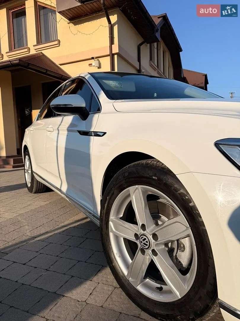 2016 Volkswagen Passat - мініатюра 15