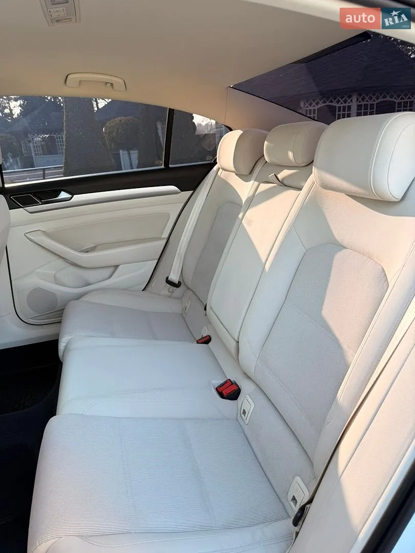 2016 Volkswagen Passat - мініатюра 52