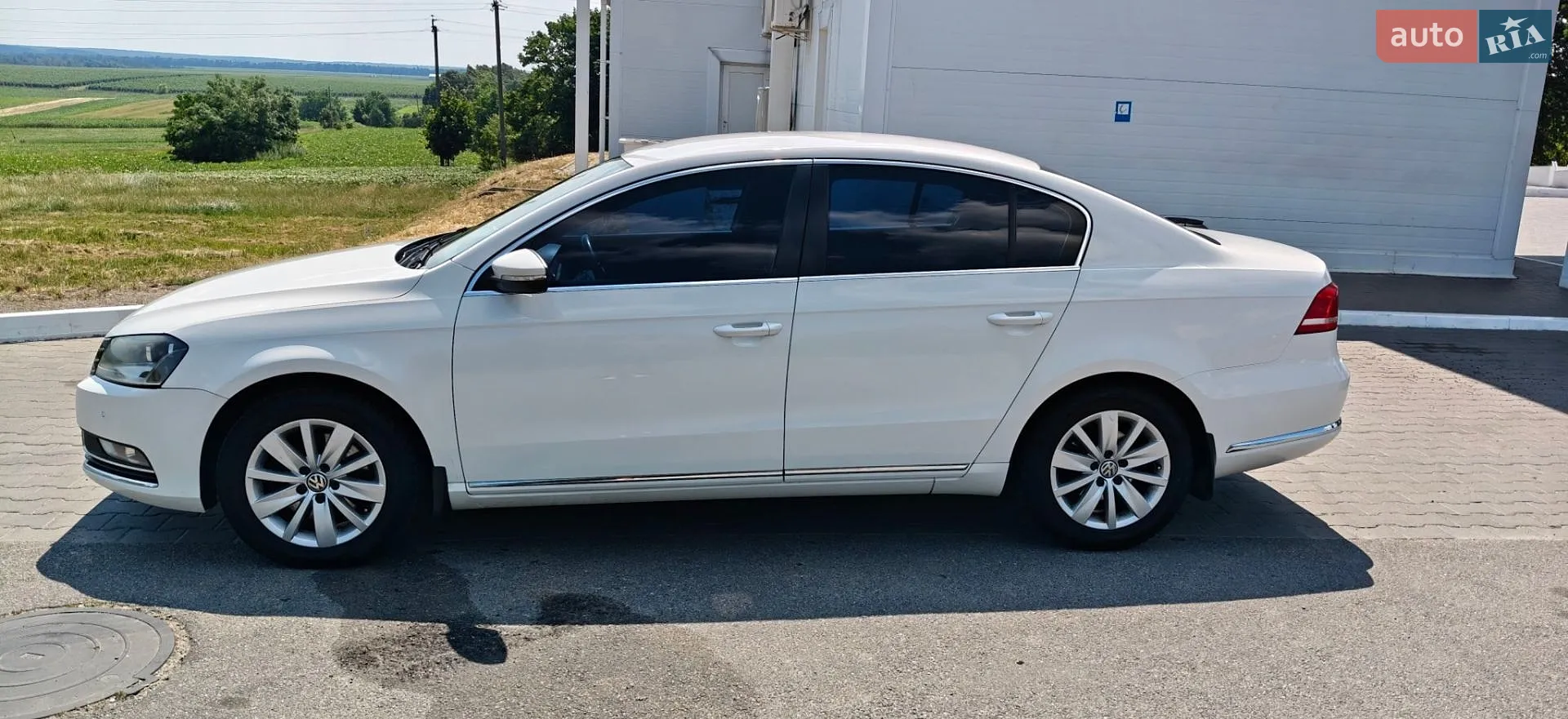 2013 Volkswagen Passat - мініатюра 3