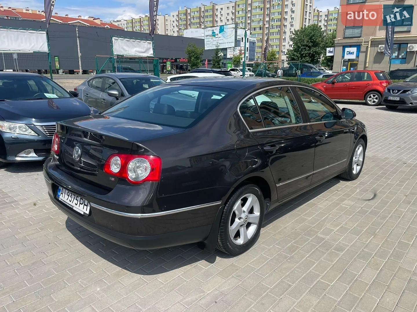 2010 Volkswagen Passat - мініатюра 5