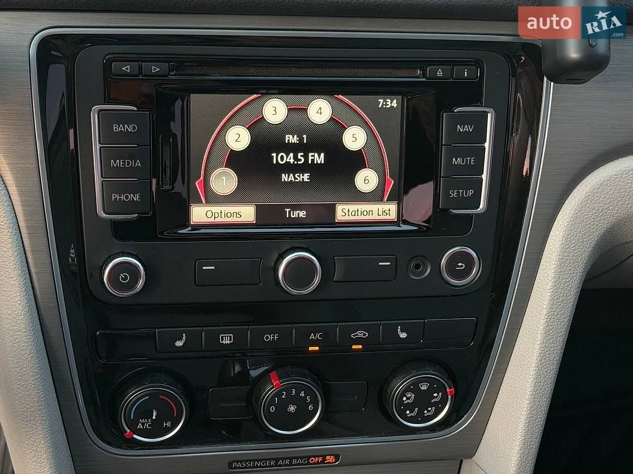 2013 Volkswagen Passat - мініатюра 28