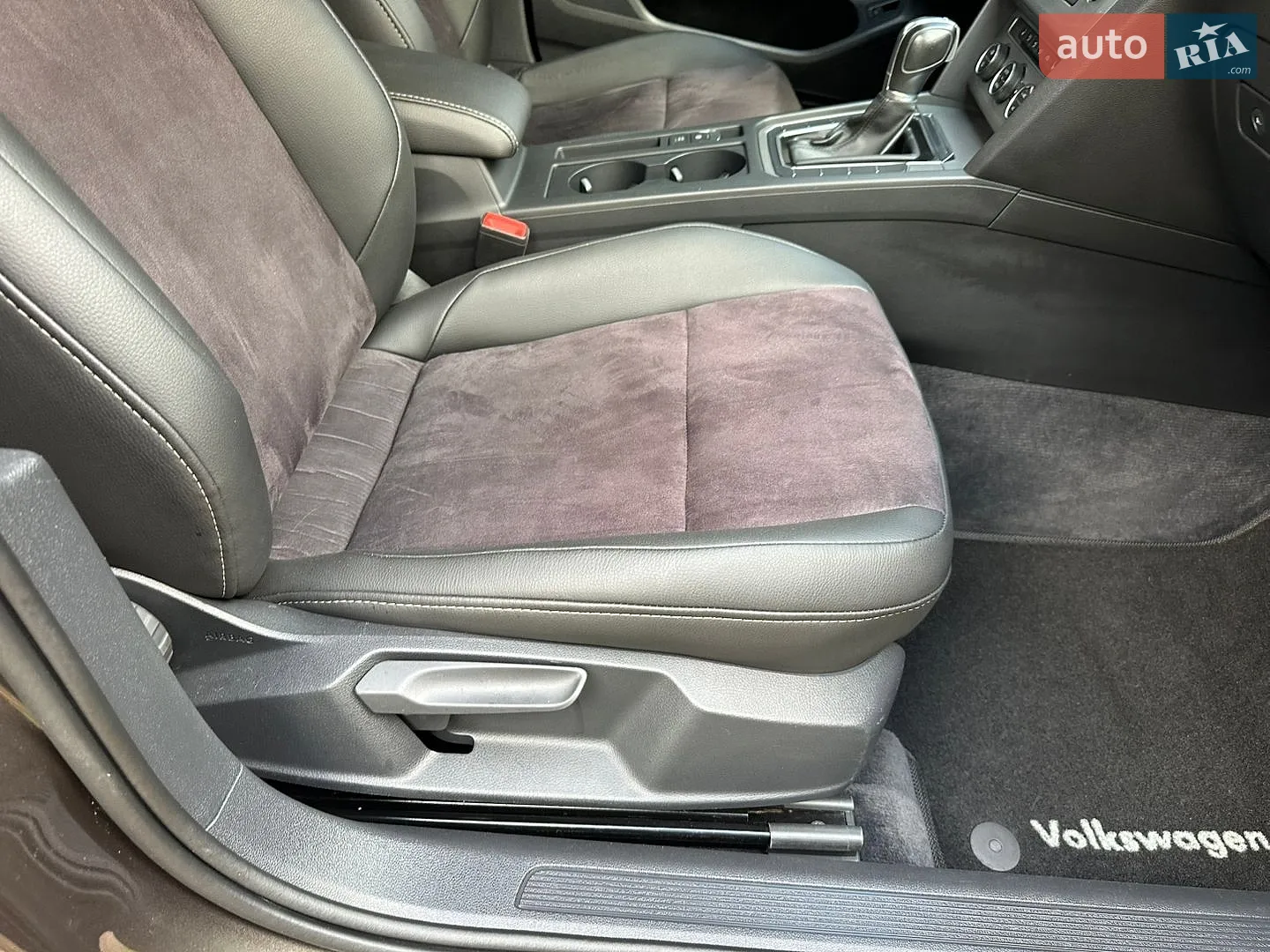 2017 Volkswagen Passat - мініатюра 112