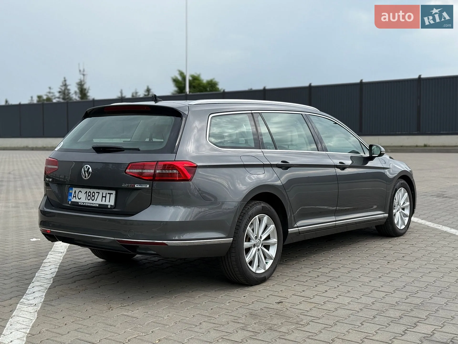 2017 Volkswagen Passat - мініатюра 10