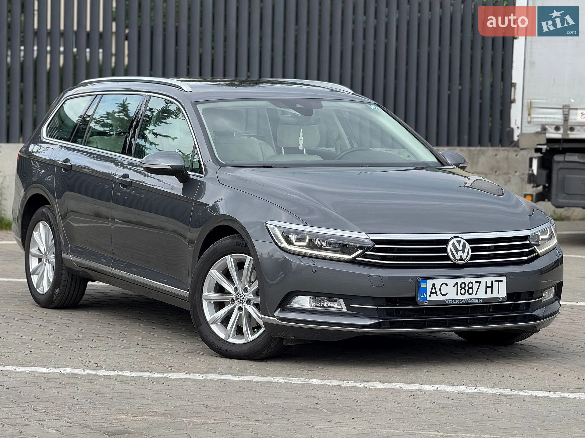 2017 Volkswagen Passat - мініатюра 19