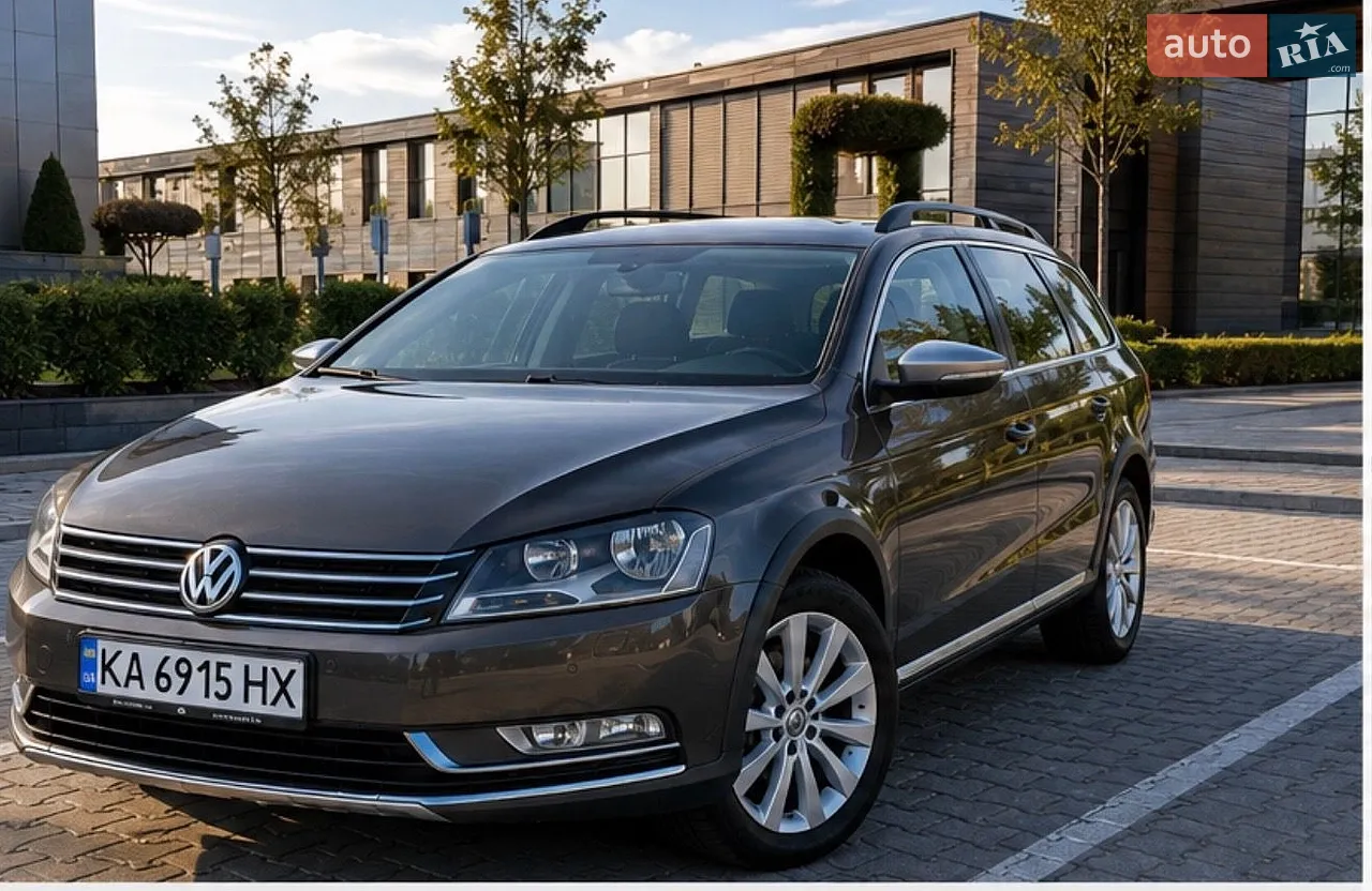 2013 Volkswagen Passat - мініатюра 18