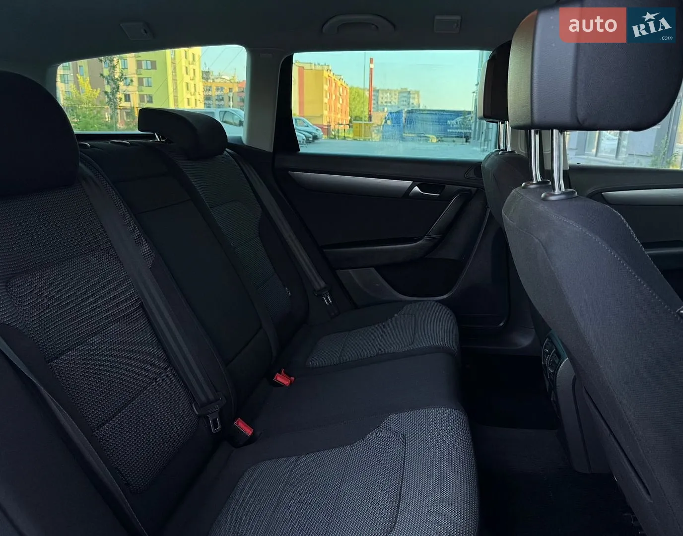 2014 Volkswagen Passat - мініатюра 43