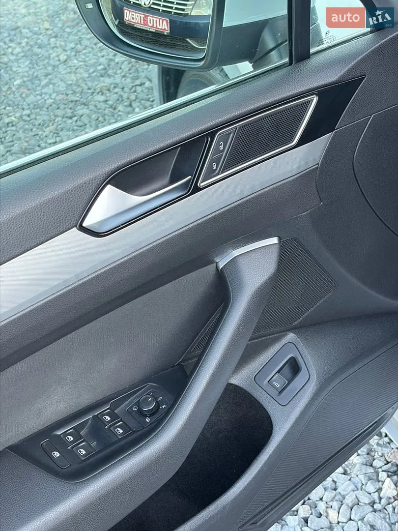 2015 Volkswagen Passat - мініатюра 11