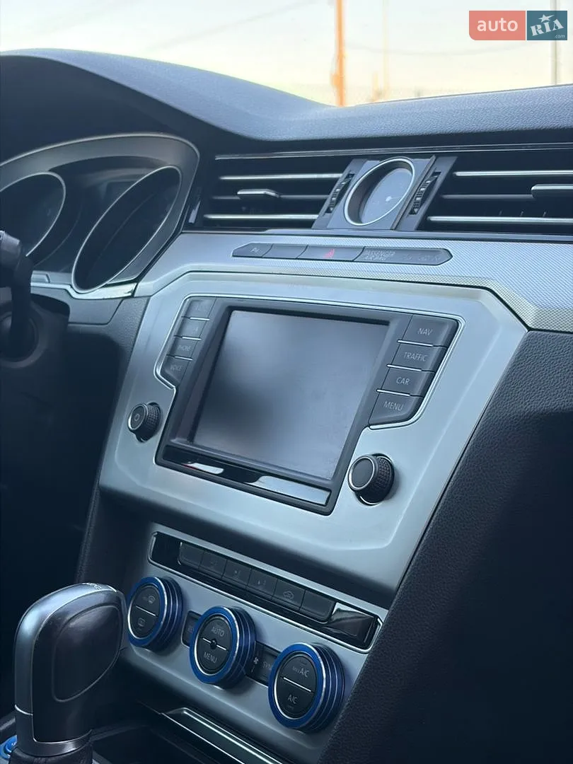 2015 Volkswagen Passat - мініатюра 25