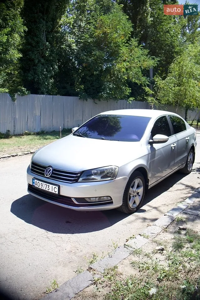 2012 Volkswagen Passat - мініатюра 20