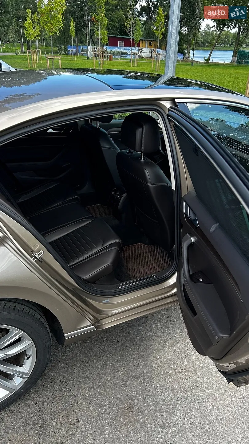 2016 Volkswagen Passat - мініатюра 12
