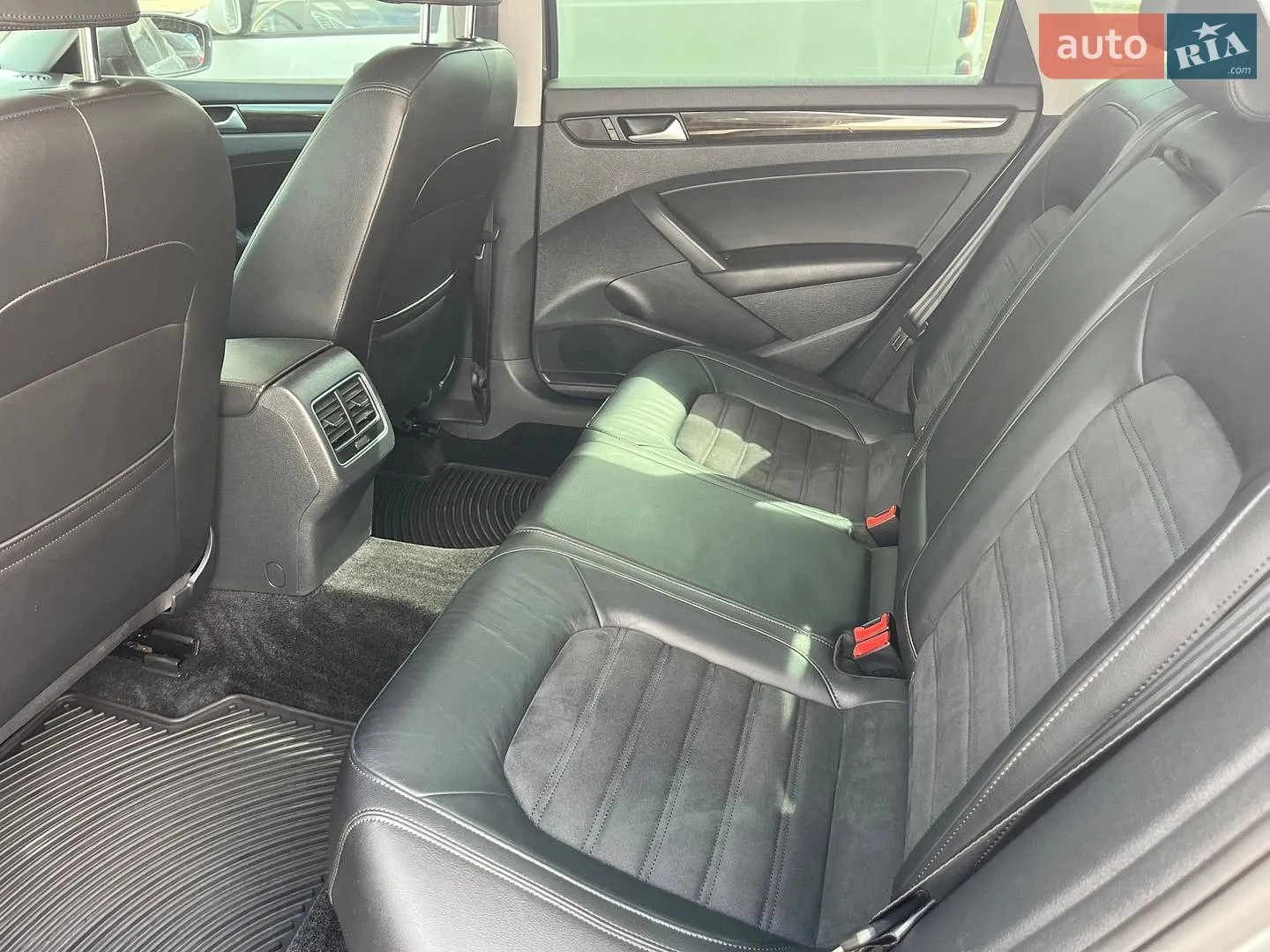 2015 Volkswagen Passat - мініатюра 41