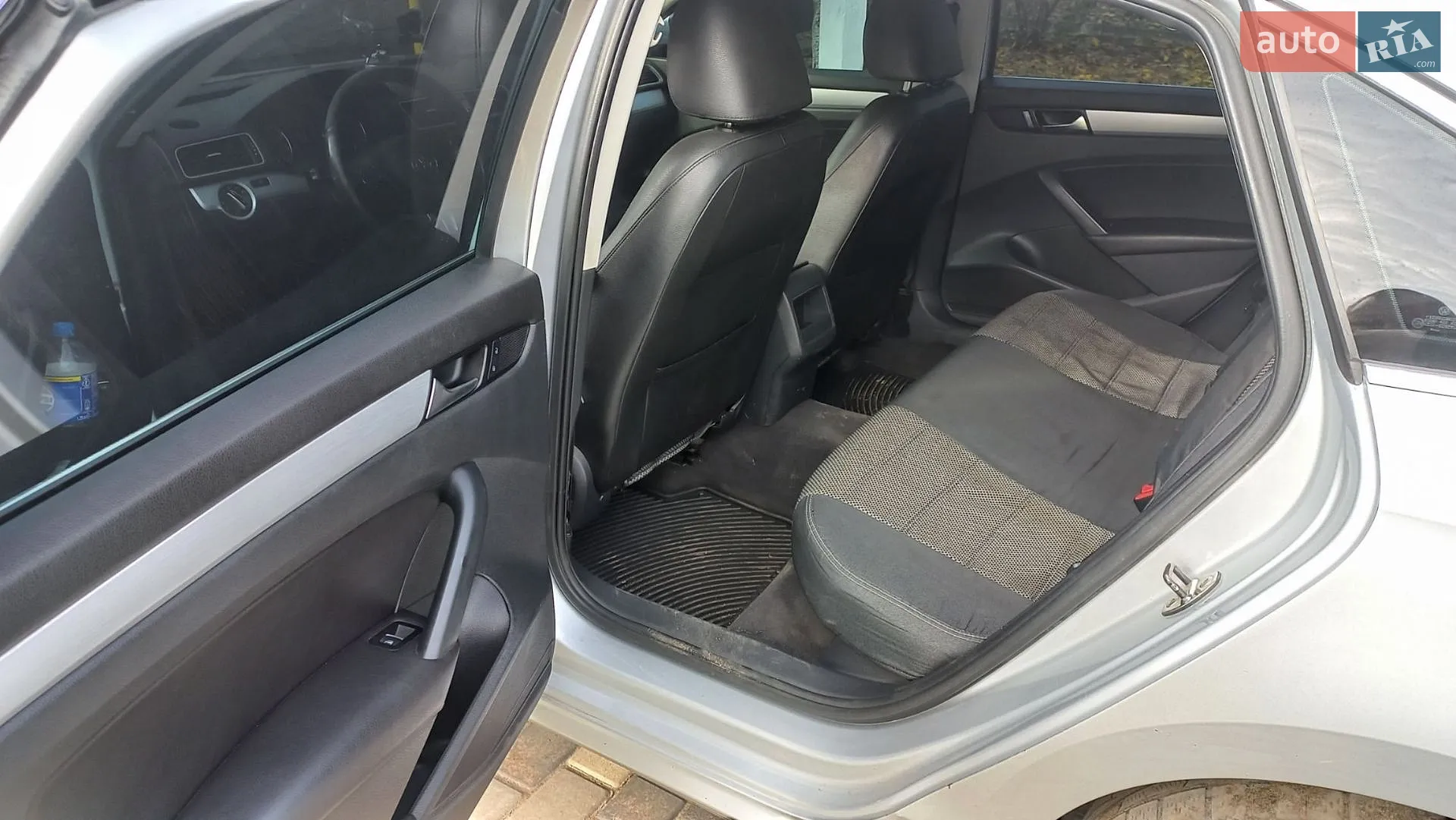 2011 Volkswagen Passat - мініатюра 3